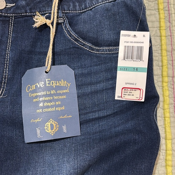 Democracy Kick Flare Jeans Size 16 - Picture 6 of 8